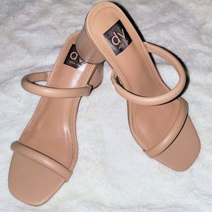 Dolce Vita Summer Sandals